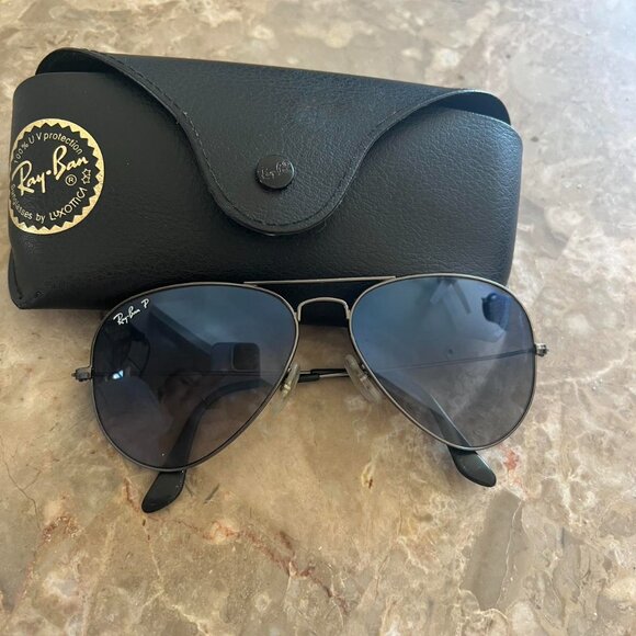 Ray Ban Polarized Aviator Sunglasses - Picture 2 of 6